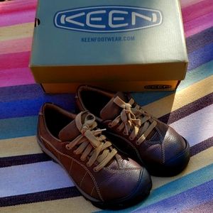 Women's Keen Presidio hiking loafers size 7 Brown